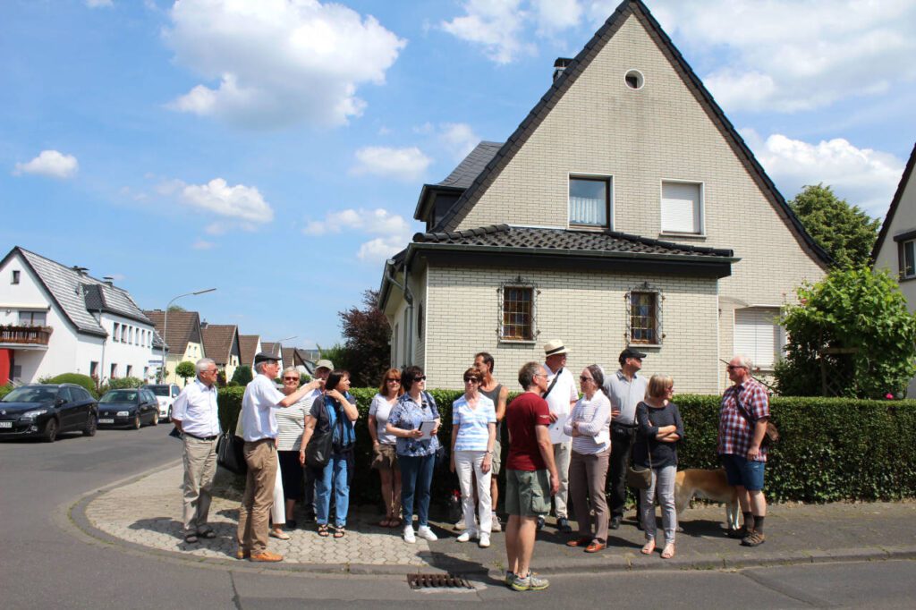 Vielfalt der Architektur in einer Straße