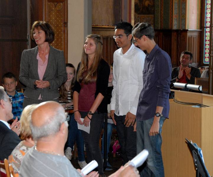 Schüler vom Rhein-Gymnasium zeigen Kunstwerke im Museum