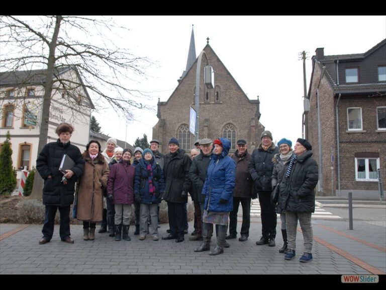 Exkursion Kripp: Willy Weis und Hildegard Funk führte Sinziger Denkmalverein durch den Remagener Stadtteil