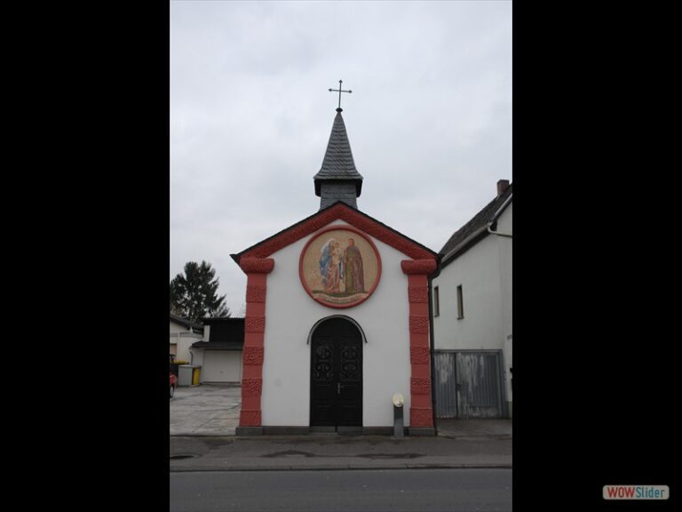 Exkursion Kripp: Willy Weis und Hildegard Funk führte Sinziger Denkmalverein durch den Remagener Stadtteil