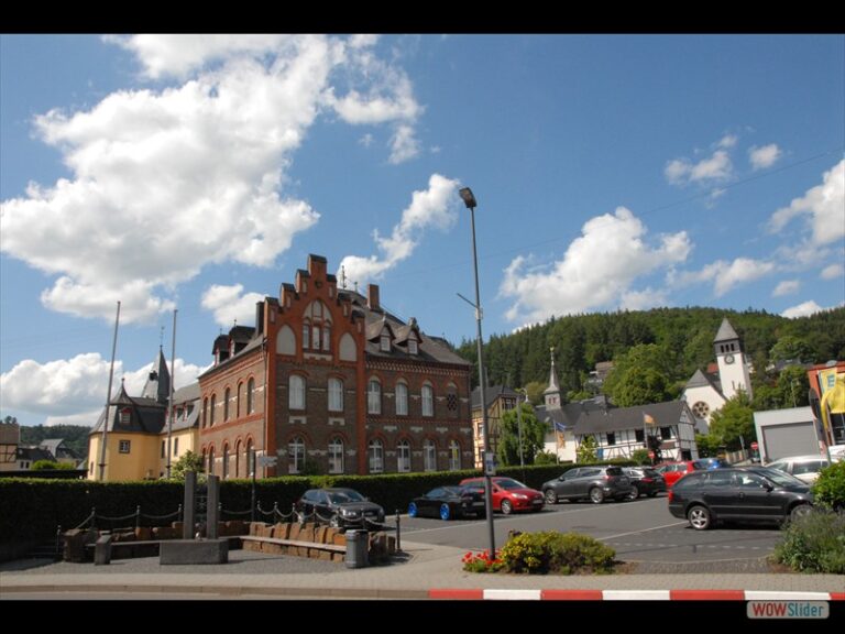 Exkursion: Bernd Schiffarth führte Denkmalverein Sinzig durch die Johanniterstadt
