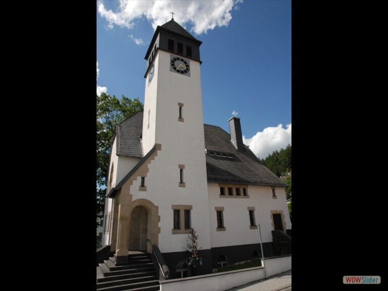 Exkursion: Bernd Schiffarth führte Denkmalverein Sinzig durch die Johanniterstadt