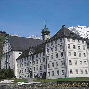 Außenansicht-Kloster